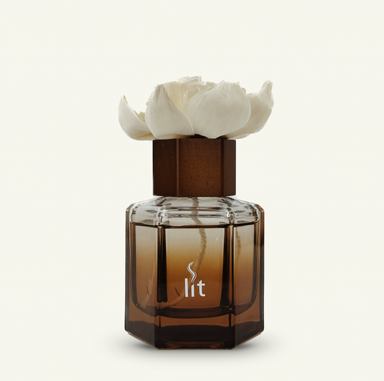 Lit Diffuser with Sola Flower